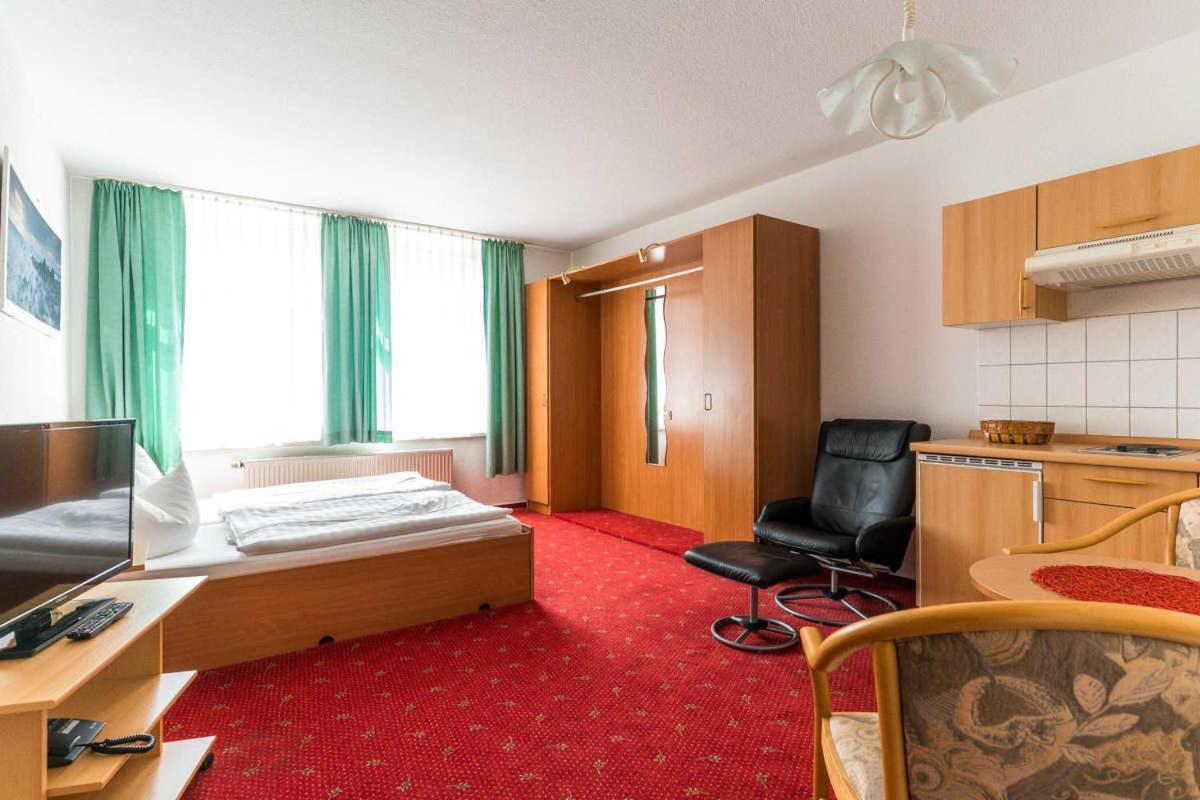 Hotel Am Brauhaus Waren  Extérieur photo
